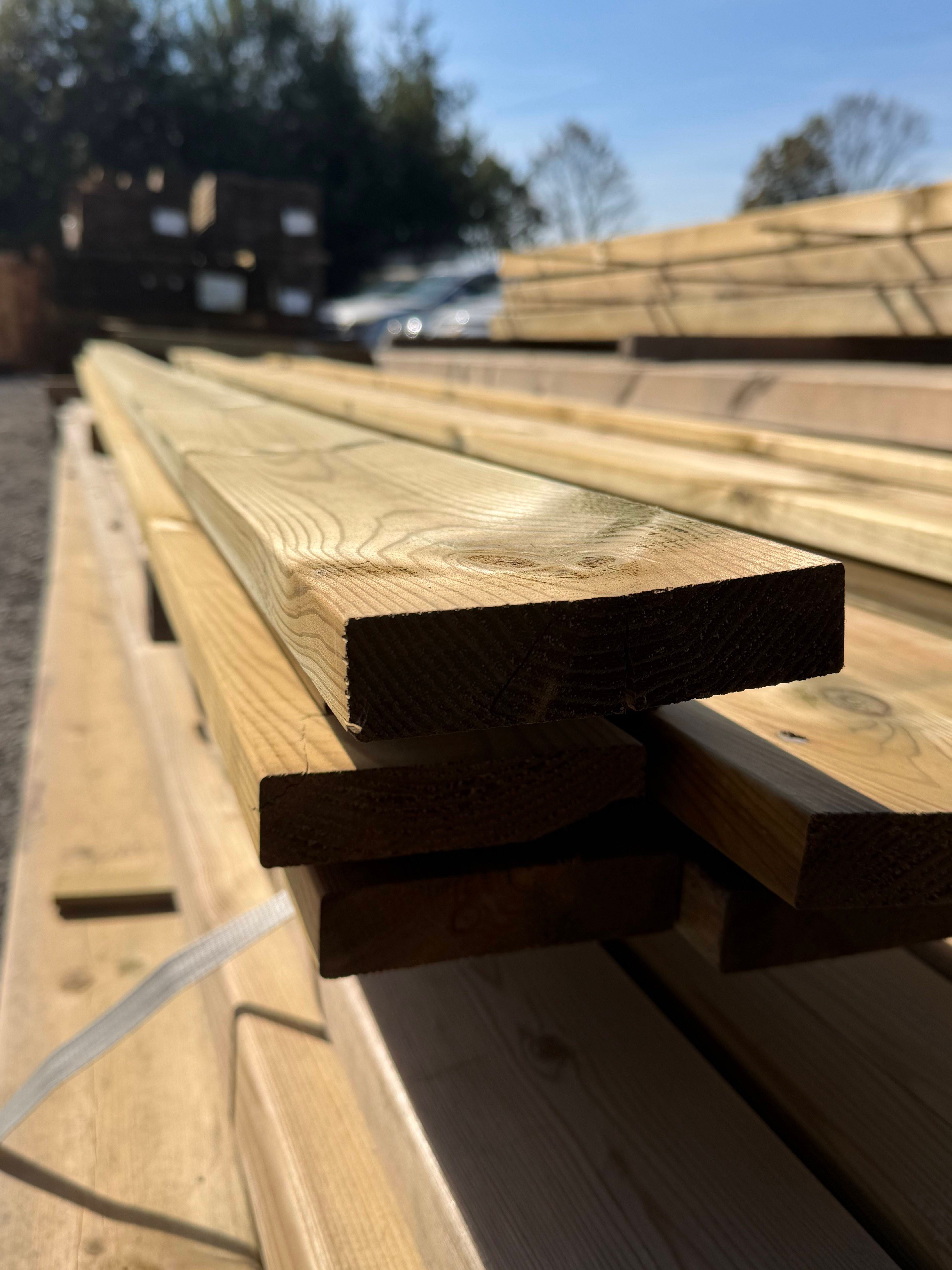 Hladká impregnovaná terasová doska SÖDRA 28x120 NTR